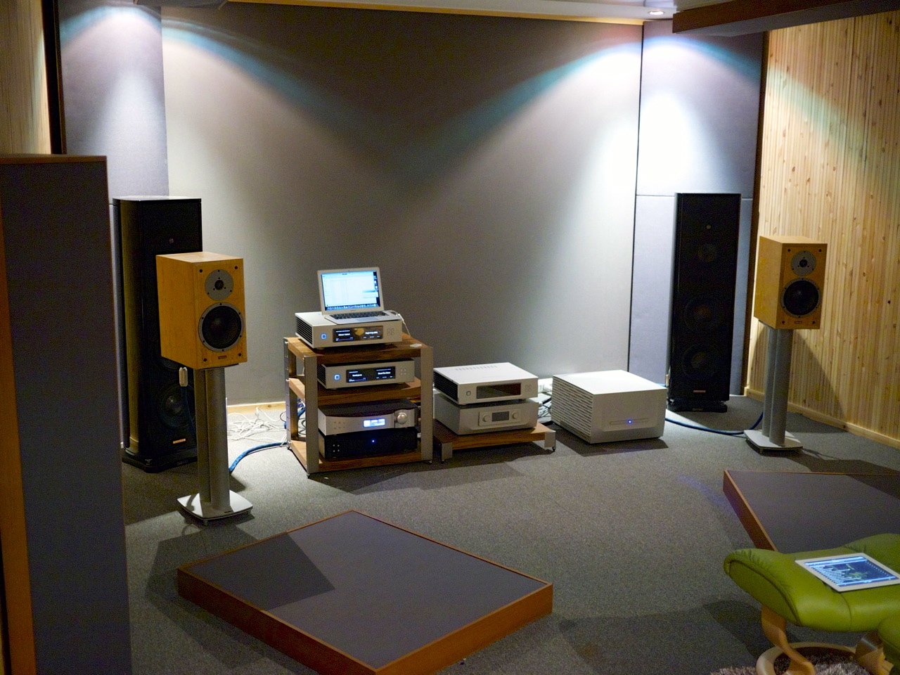 Smart Audio Division listening room